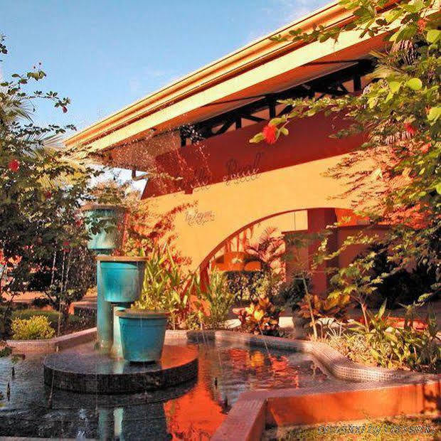 Getaways At Pueblo Real Hotel Quepos Exterior photo